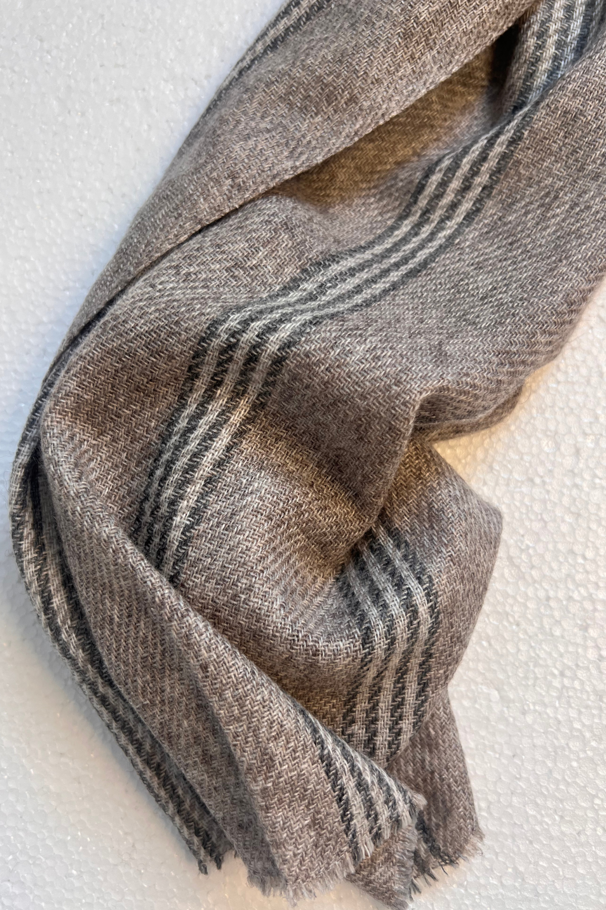 Neutral Cashmere Scarf Dutch Dam